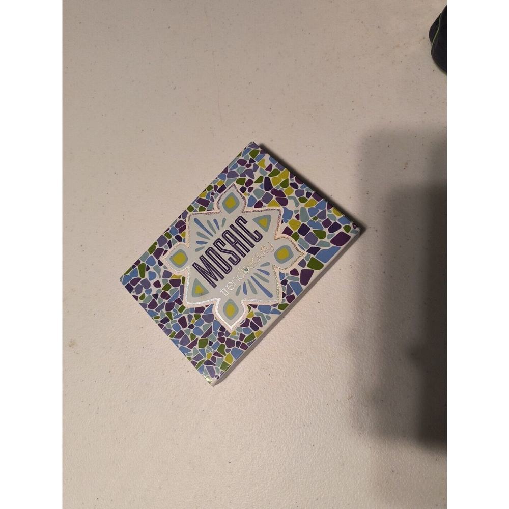 MOSAIC Trendbeauty Eyeshadow Palette NEW - 15 Beautiful and Bright Colors Y2K